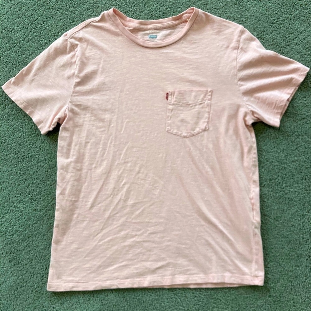 Levi’s T-shirt pink